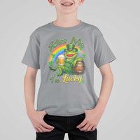 Funny Kiss Me I Am Lucky T Shirt For Kid St Patricks Day Frog