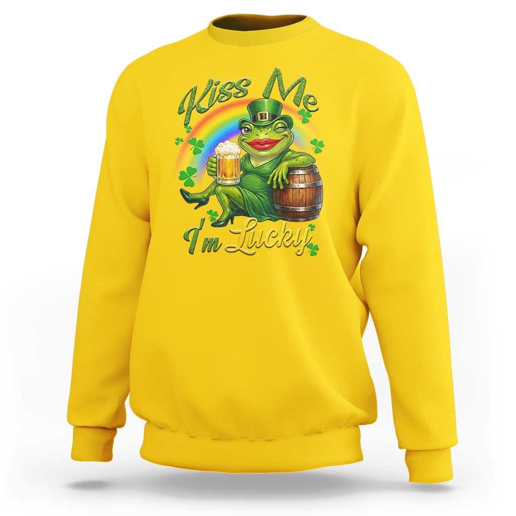 Funny Kiss Me I Am Lucky Sweatshirt St Patricks Day Frog