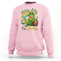Funny Kiss Me I Am Lucky Sweatshirt St Patricks Day Frog