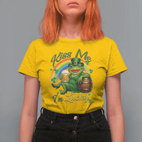 Funny Kiss Me I Am Lucky T Shirt For Women St Patricks Day Frog