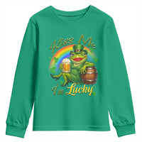 Funny Kiss Me I Am Lucky Youth Sweatshirt St Patricks Day Frog