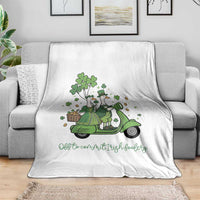 Funny Silly Irish Goose Throw Blanket Off To Commit Irish Foolery