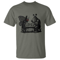 Funny Bigfoot And Mothman Egg Painting T Shirt Cryptid Easter Gift