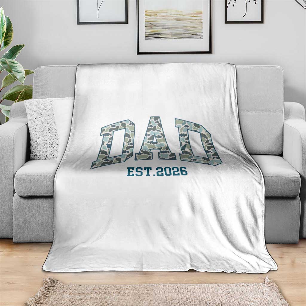 Promoted To Dad Est 2026 Throw Blanket Camo Fishing New Dad Gift