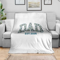 Promoted To Dad Est 2026 Throw Blanket Camo Fishing New Dad Gift