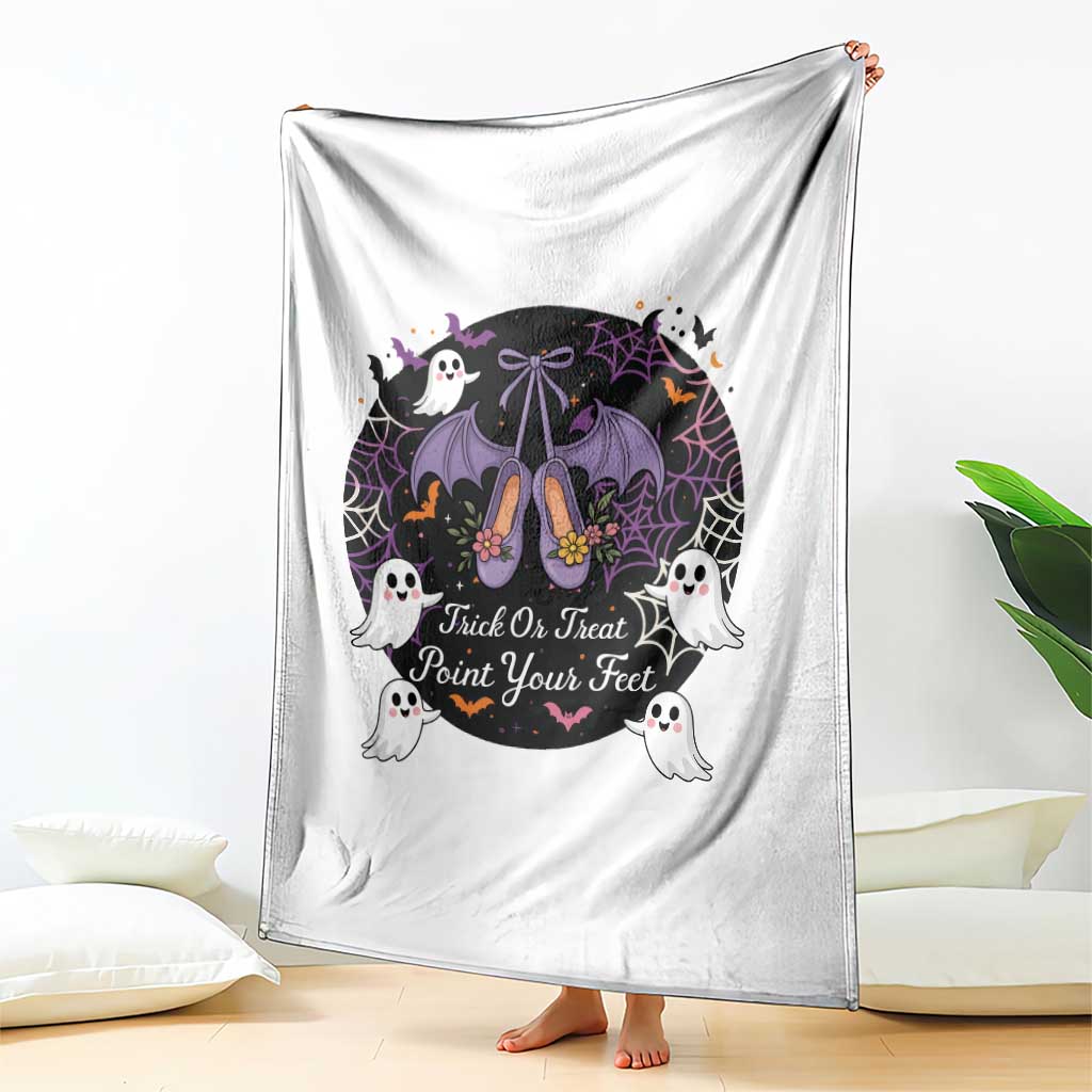 Trick Or Treat Point Your Feet Throw Blanket Funny Halloween Ballet Gift - Wonder Print Shop