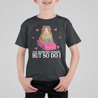 Funny Guinea Pig Lover Gift T Shirt For Kid The Horrors Persist But So Do I - Wonder Print Shop
