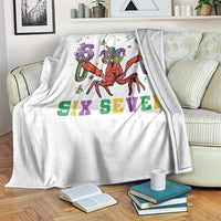 Funny 67 Crawfish Mardi Gras Throw Blanket Six Seven Meme