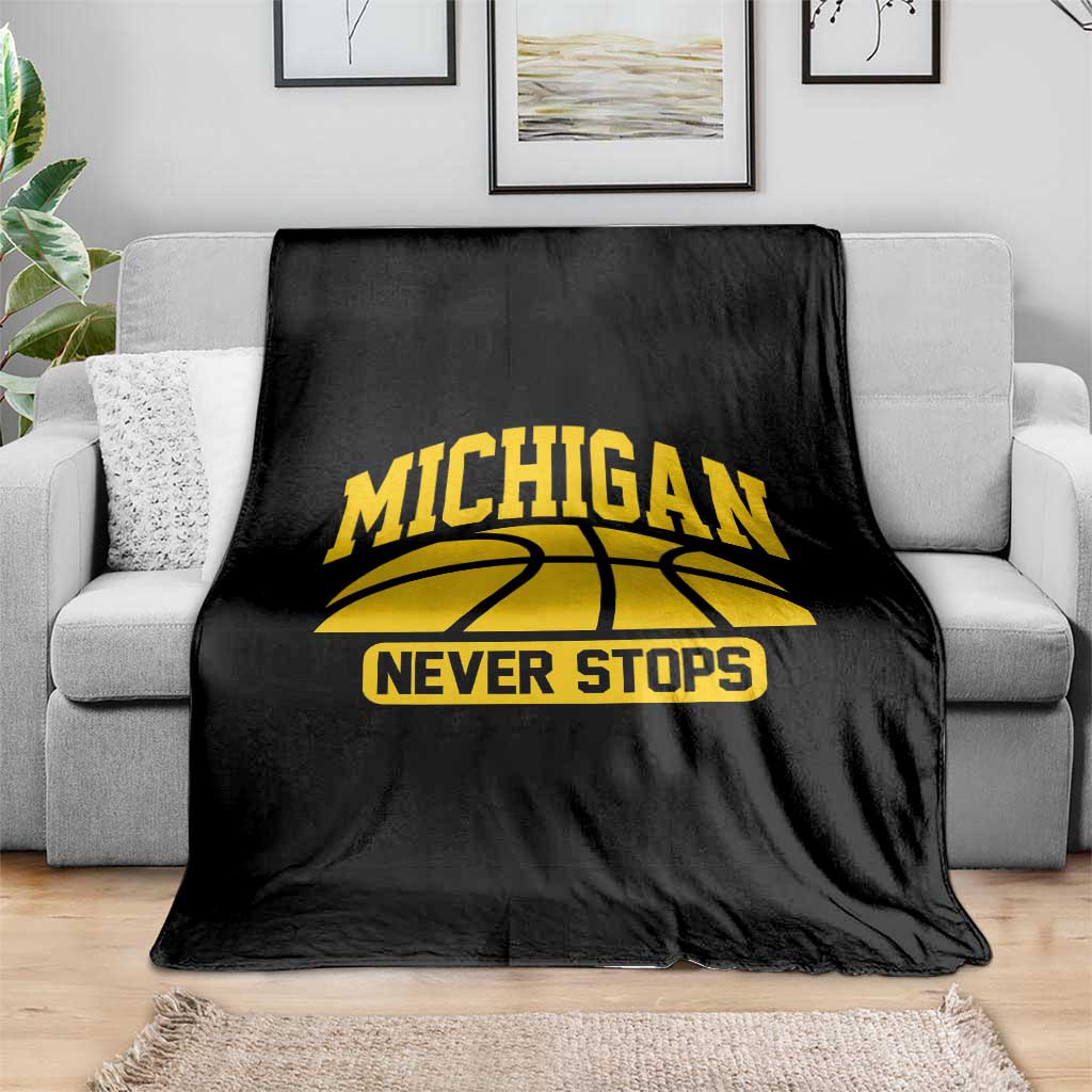 Michigan Never Stops Throw Blanket Great Lakes State Basketball Pride Gift