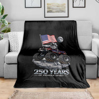 Astronaut 250 Years Of Pioneer Spirit Throw Blanket USA 250th Anniversary