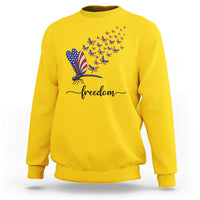 Freedom Dragonfly American Flag 4th Of July Sweatshirt Patriotic Nature Lover Graphic