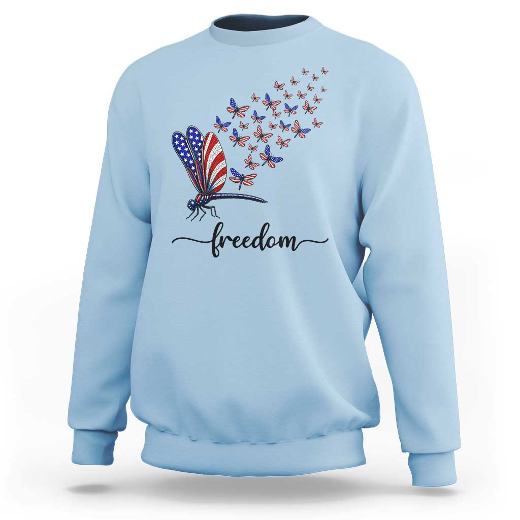 Freedom Dragonfly American Flag 4th Of July Sweatshirt Patriotic Nature Lover Graphic