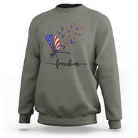 Freedom Dragonfly American Flag 4th Of July Sweatshirt Patriotic Nature Lover Graphic
