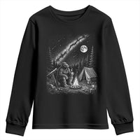 Bigfoot Camping Under Meteor Showers Youth Sweatshirt Stargazer Gift