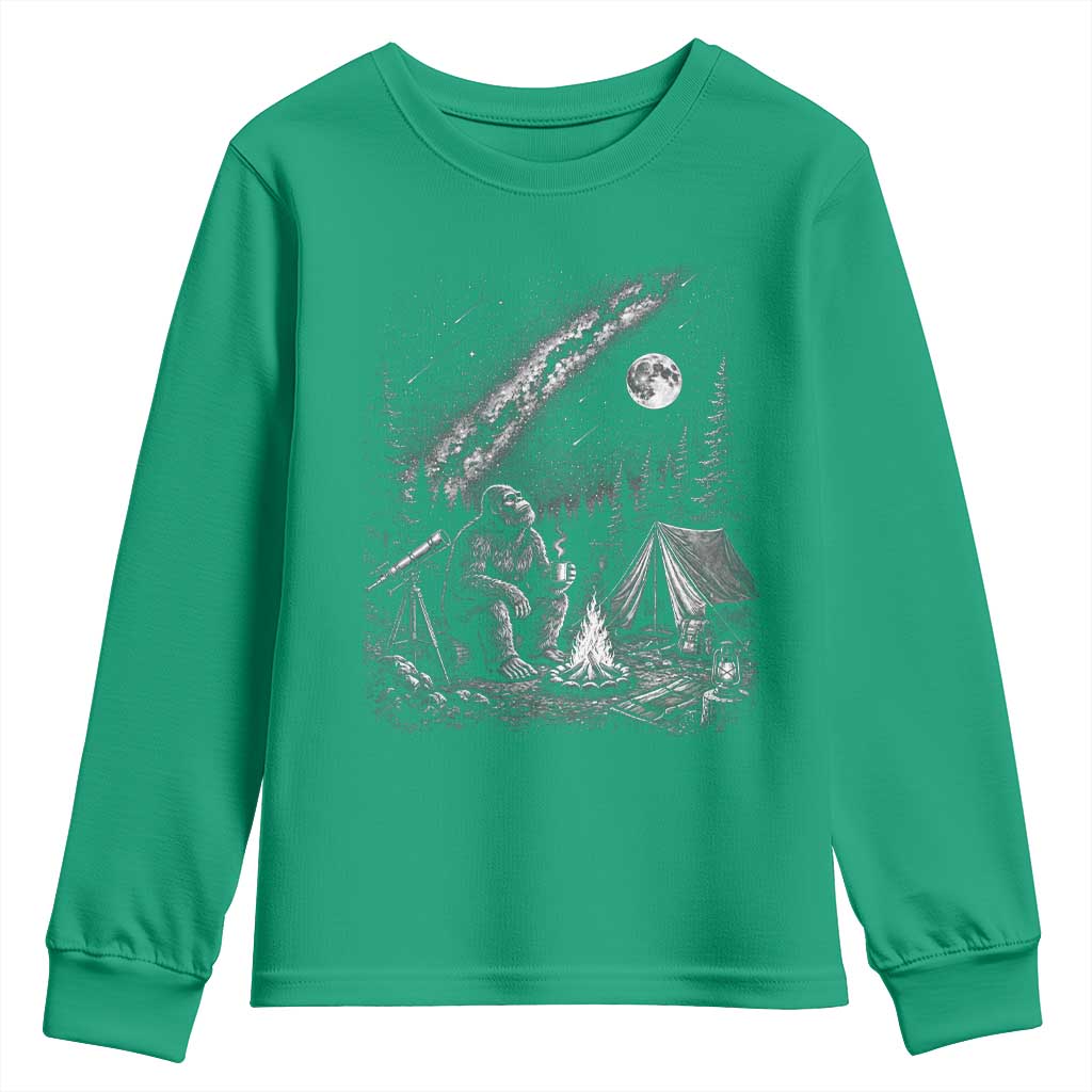 Bigfoot Camping Under Meteor Showers Youth Sweatshirt Stargazer Gift