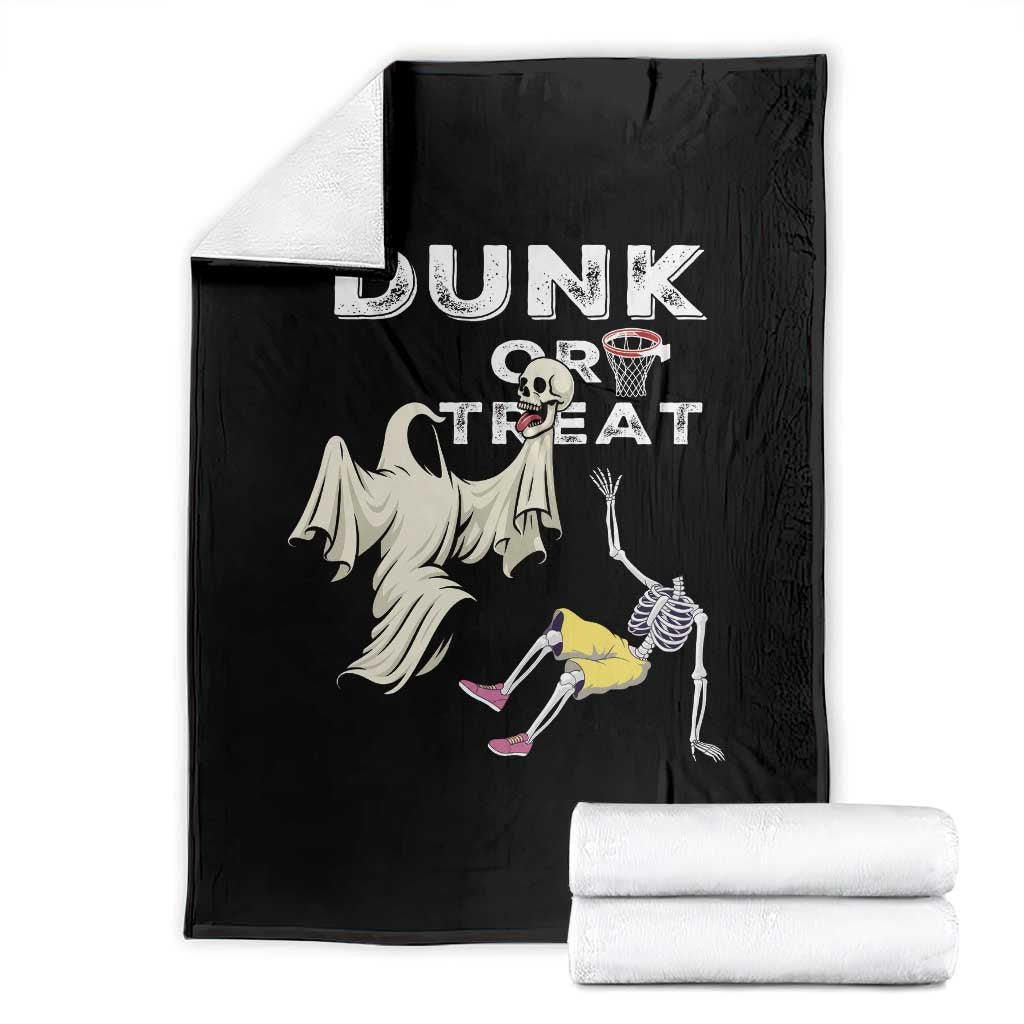 Halloween Dunk Or Treat Throw Blanket Funny Skeleton And Ghost Playing Basketball - Wonder Print Shop