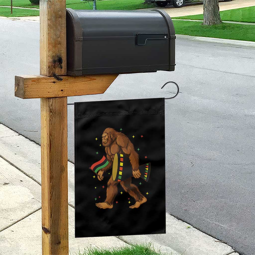 Funny Kwanzaa Bigfoot Lover Garden Flag African American Holiday Gift - Wonder Print Shop