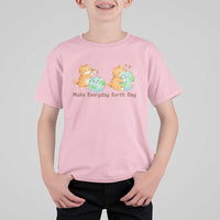 Make Everyday Earth Day T Shirt For Kid Cute Cat Healing Planet Earth