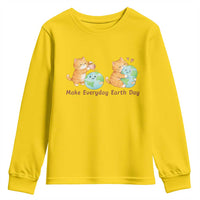 Make Everyday Earth Day Youth Sweatshirt Cute Cat Healing Planet Earth