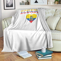 Vintage Ecuador Flag Heart Throw Blanket Proud Ecuadorian Heritage Gift