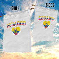 Vintage Ecuador Flag Heart Garden Flag Proud Ecuadorian Heritage Gift