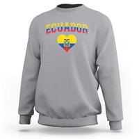 Vintage Ecuador Flag Heart Sweatshirt Proud Ecuadorian Heritage Gift