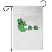 St Patricks Day Retro Gamer Eating Shamrock Lucky Gift Garden Flag