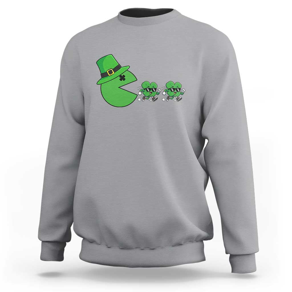 St Patricks Day Retro Gamer Eating Shamrock Lucky Gift Sweatshirt