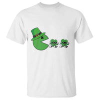 St Patricks Day Retro Gamer Eating Shamrock Lucky Gift T Shirt