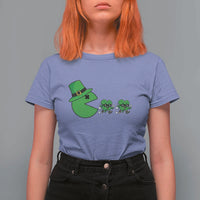 St Patricks Day Retro Gamer Eating Shamrock Lucky Gift T Shirt For Women