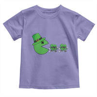 St Patricks Day Retro Gamer Eating Shamrock Lucky Gift Toddler T Shirt