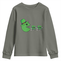 St Patricks Day Retro Gamer Eating Shamrock Lucky Gift Youth Sweatshirt