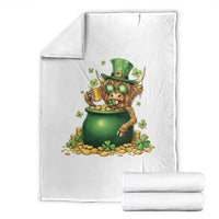 Funny Highland Cow St Patricks Day Throw Blanket Farm Lover Gift