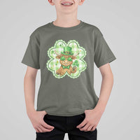 Funny Irish Highland Cow Shamrock Holiday Gift T Shirt For Kid