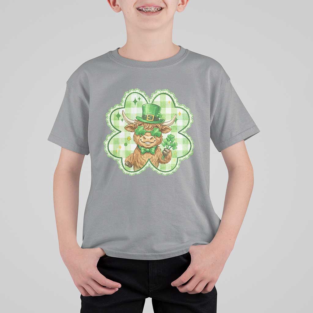 Funny Irish Highland Cow Shamrock Holiday Gift T Shirt For Kid