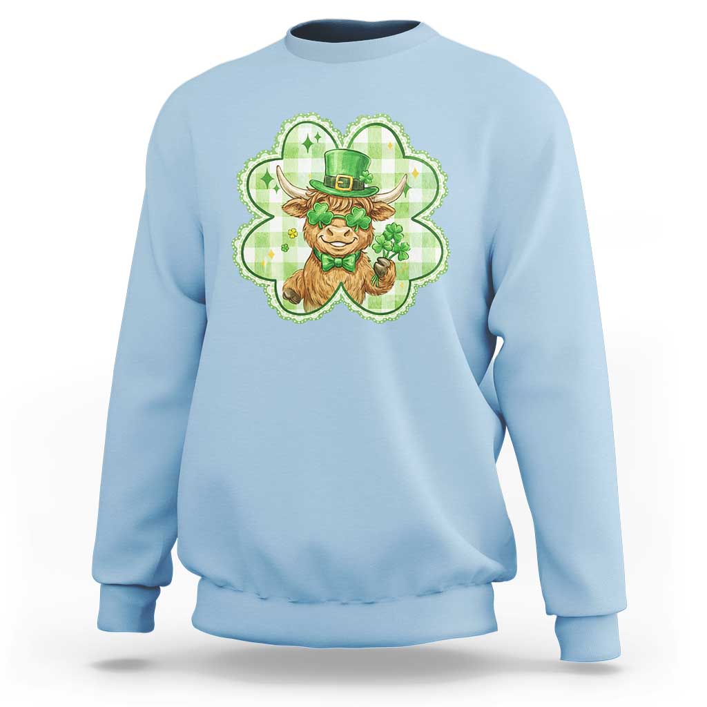 Funny Irish Highland Cow Shamrock Holiday Gift Sweatshirt