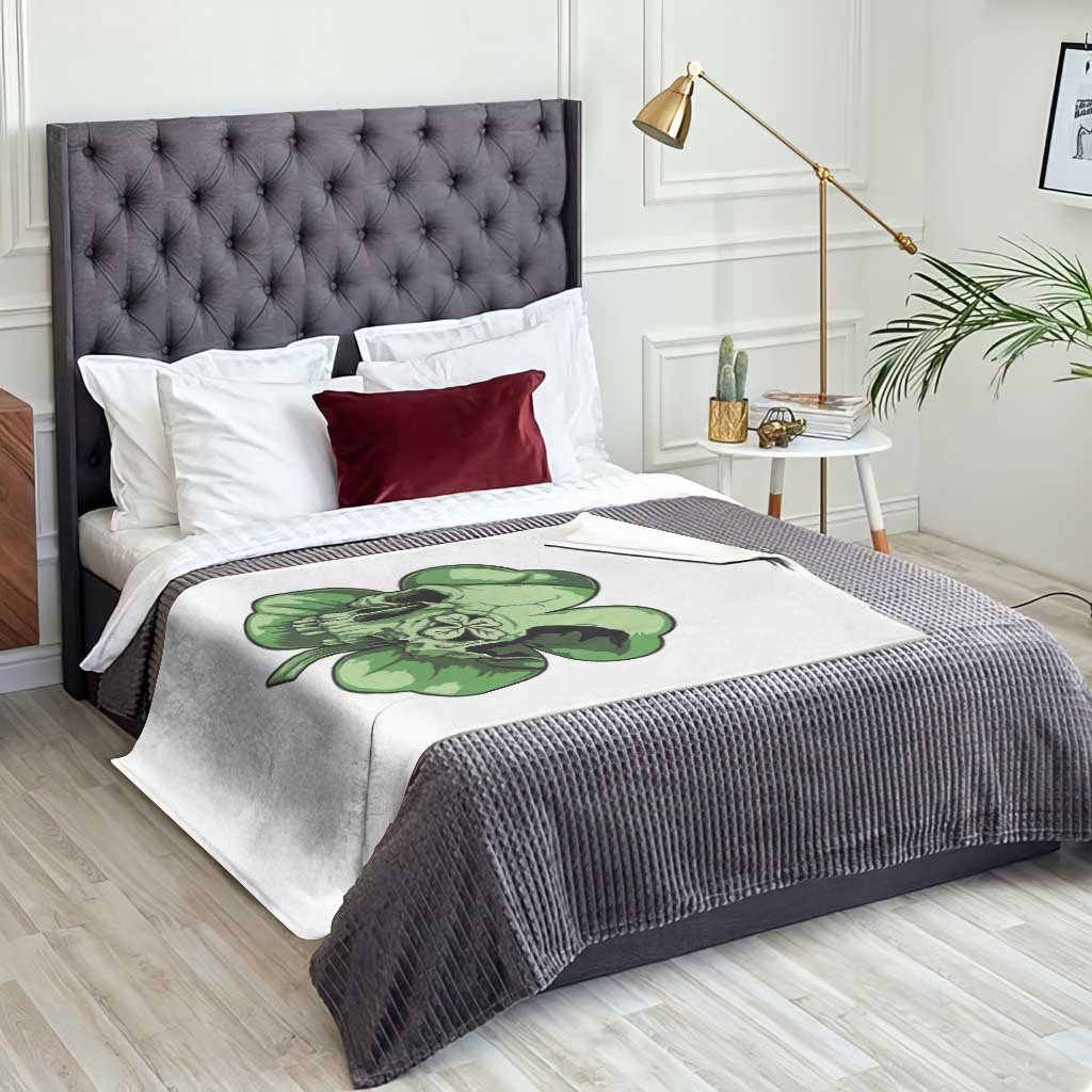 St Patricks Day Lucky Shamrock Skull Gift Throw Blanket