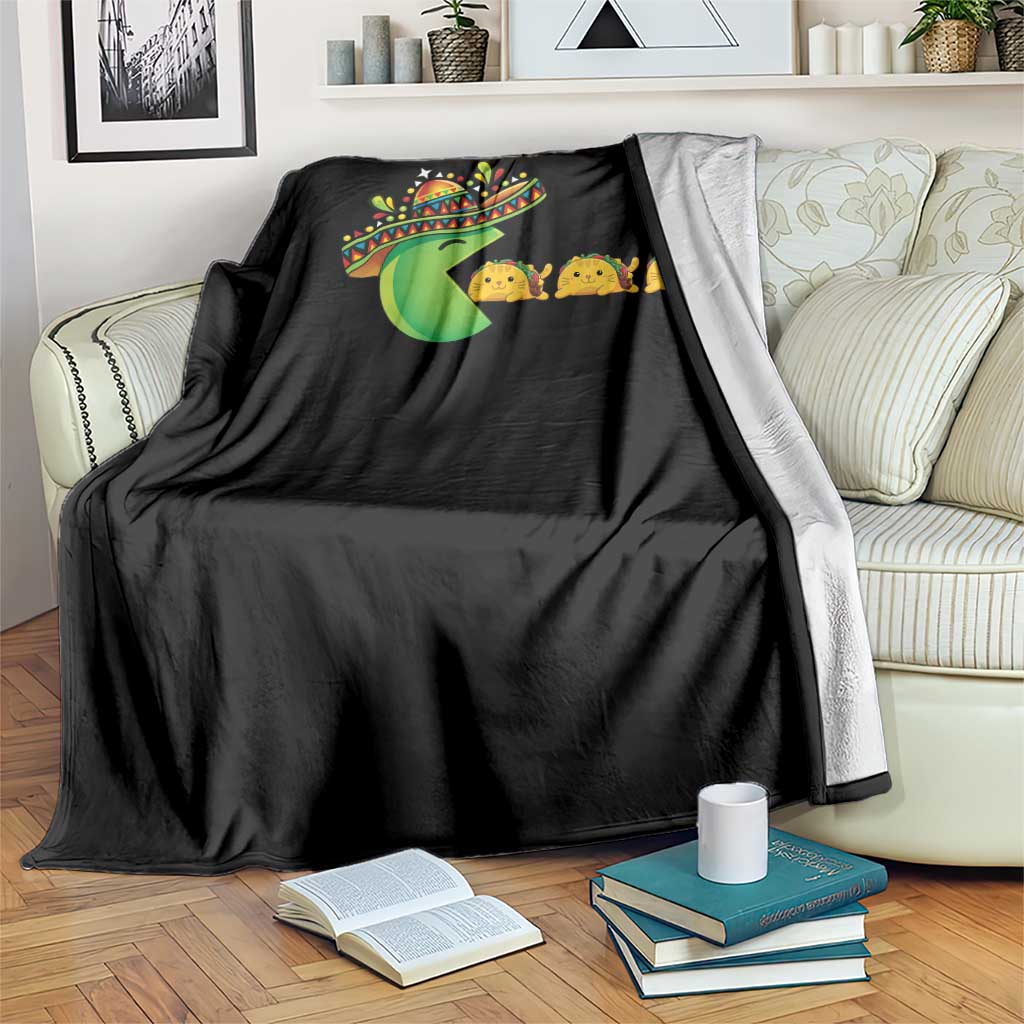 Cinco De Mayo Retro Game Throw Blanket Funny Sombrero Character Chasing Taco Cat