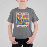 Funny Patriotic LGBT Graphic T Shirt For Kid No Kings In America