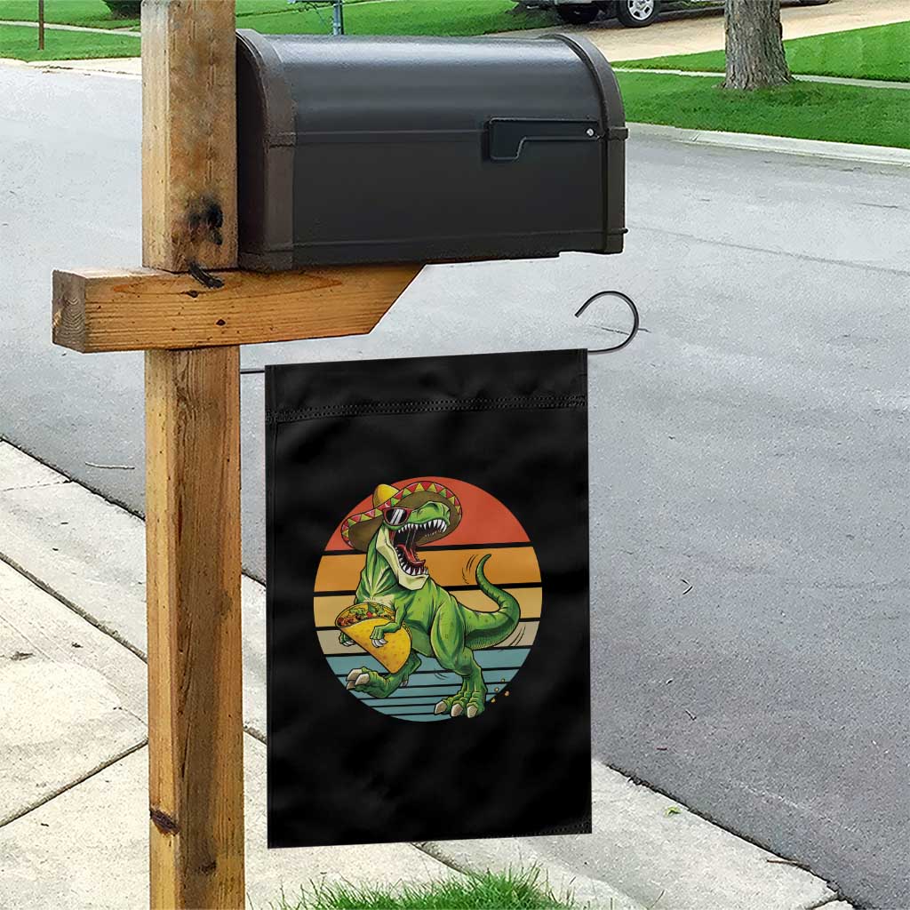 Vintage Dinosaur Taco Lover Garden Flag Cinco De Mayo Gift