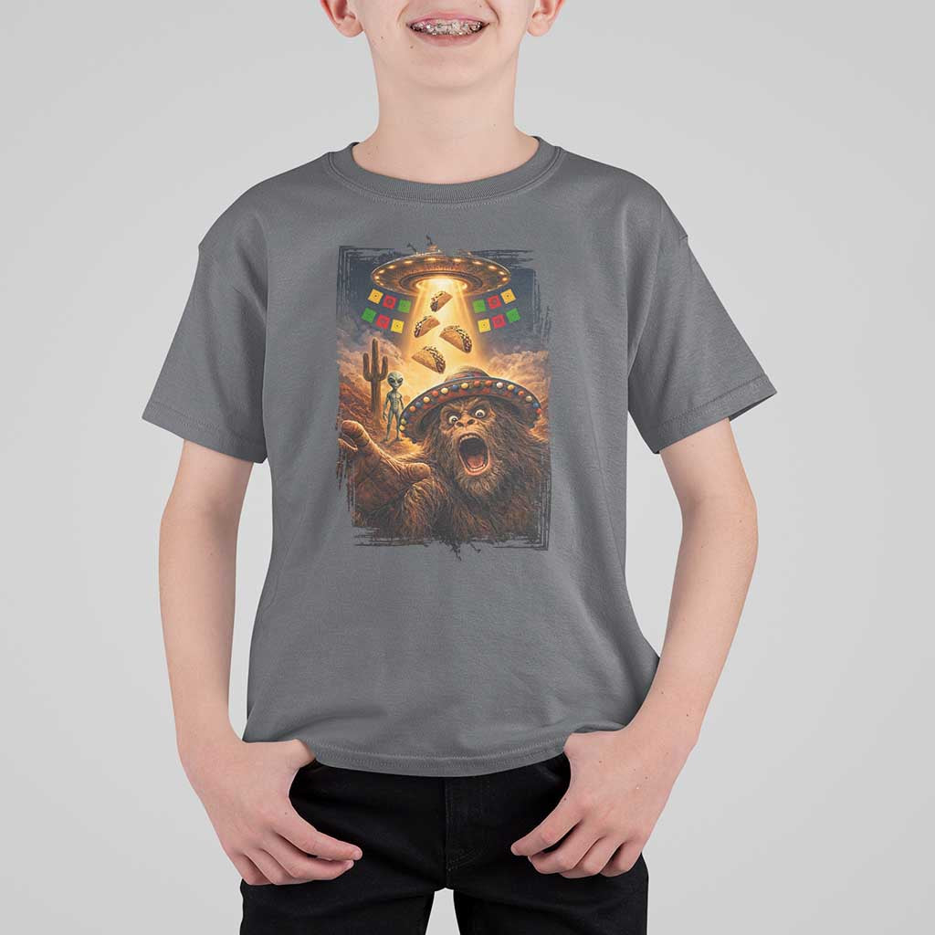 Funny Bigfoot Alien Selfie T Shirt For Kid Cinco De Mayo Party Gift