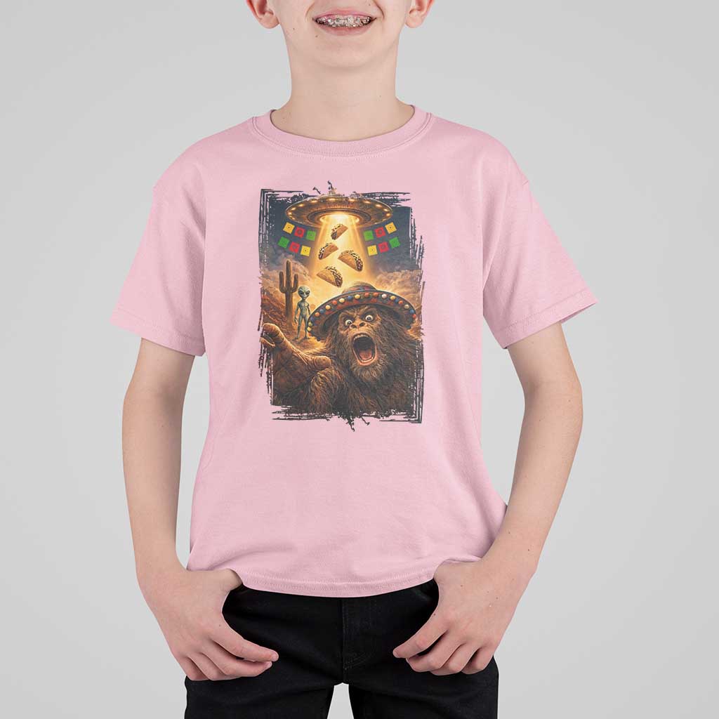 Funny Bigfoot Alien Selfie T Shirt For Kid Cinco De Mayo Party Gift