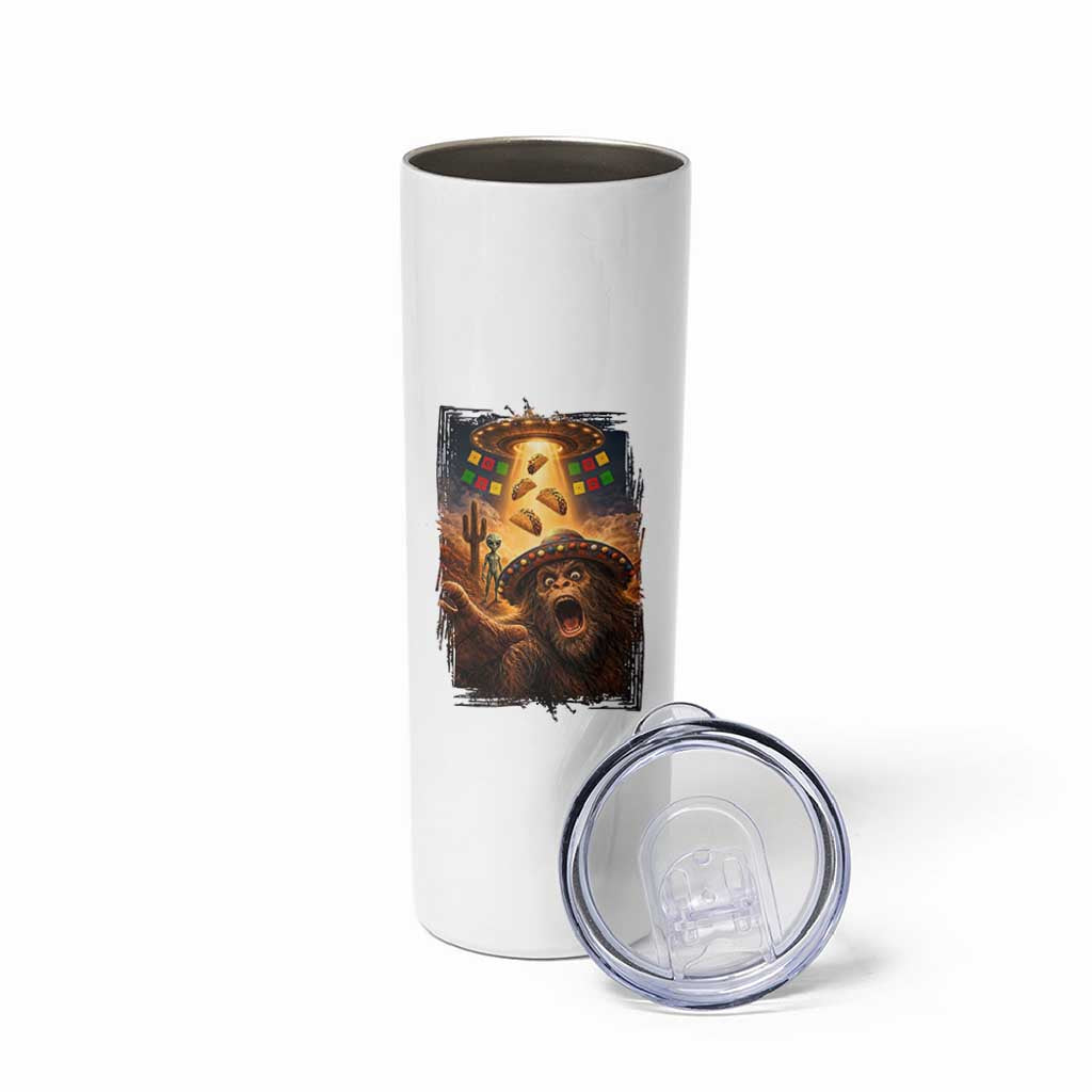 Funny Bigfoot Alien Selfie Skinny Tumbler Cinco De Mayo Party Gift