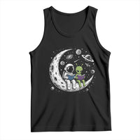 Funny Bookworm In Space Tank Top Cute Astronaut And Alien Reading