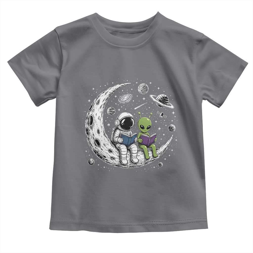 Funny Bookworm In Space Toddler T Shirt Cute Astronaut And Alien Reading
