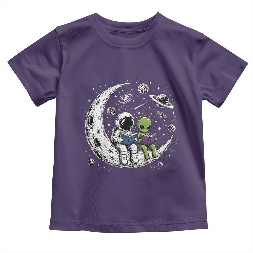Funny Bookworm In Space Toddler T Shirt Cute Astronaut And Alien Reading