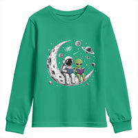 Funny Bookworm In Space Youth Sweatshirt Cute Astronaut And Alien Reading