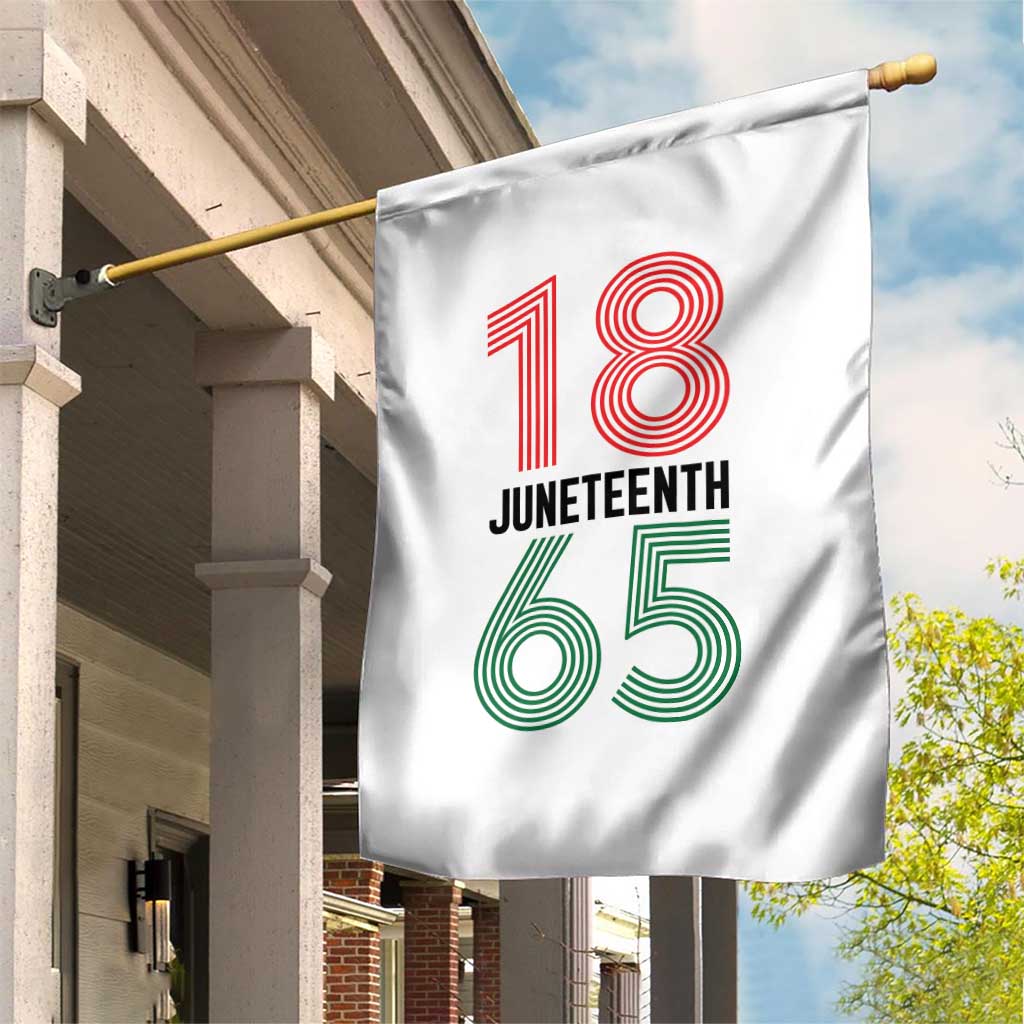 Vintage Juneteenth 1865 Garden Flag Retro Striped Number Graphic