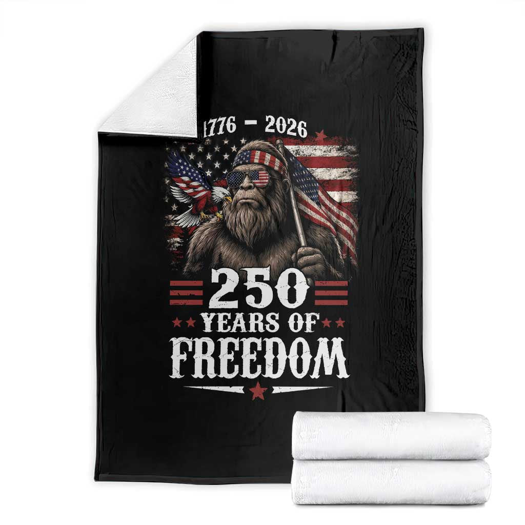 Bigfoot 250 Years Of Freedom Throw Blanket Patriotic Sasquatch Lover