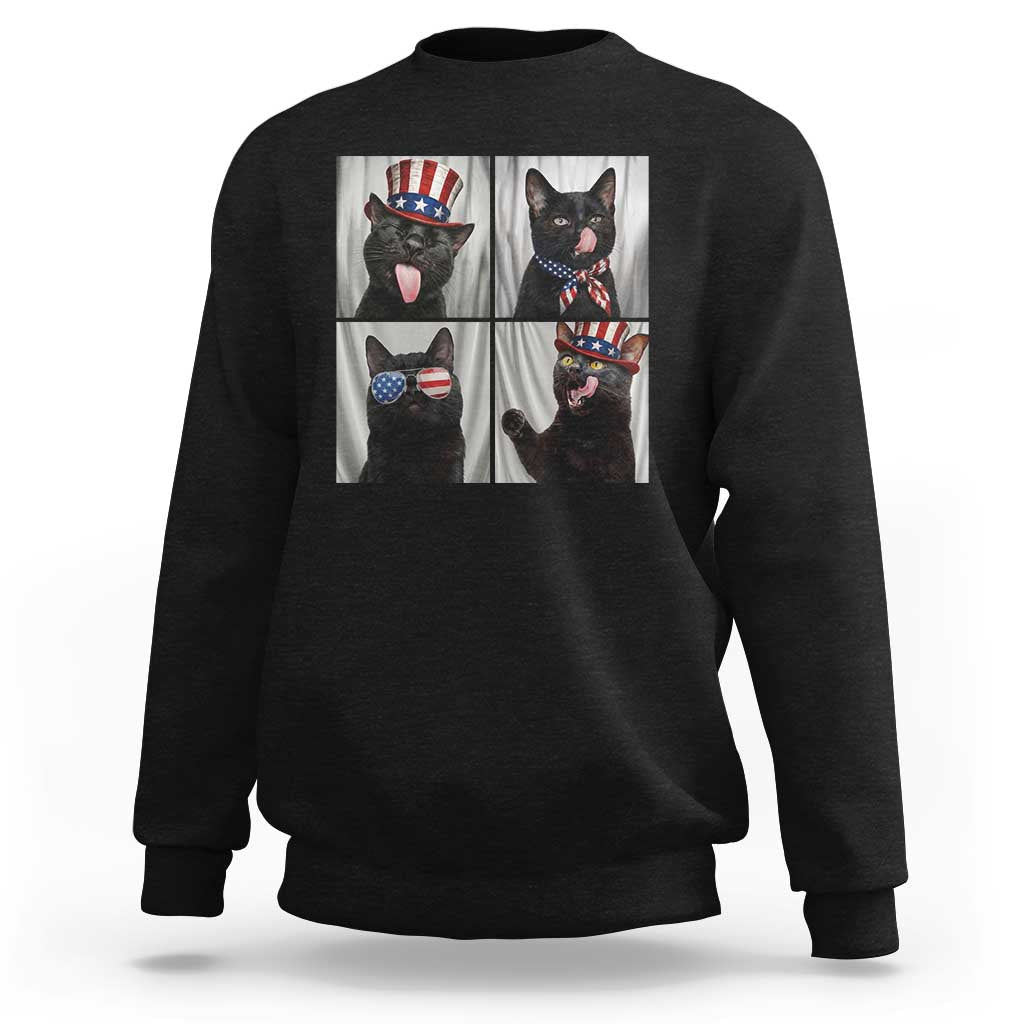 Funny Patriotic Black British Shorthair Cat Selfie Sweatshirt